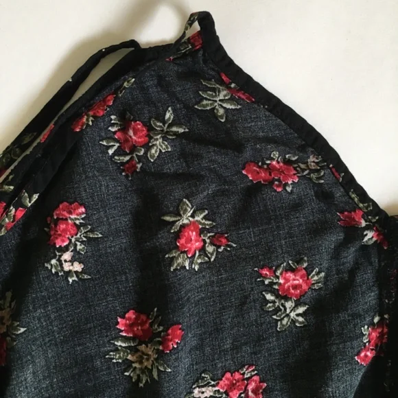 Brandy Melville cami one size floral flowy top. - Picture 7 of 10
